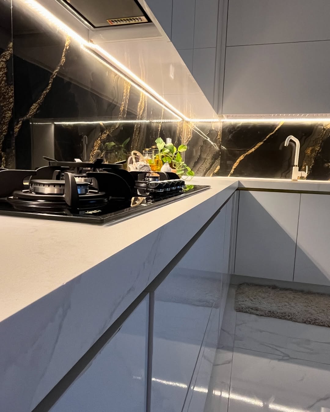 کابینت مدرن سفیدطوسی مهدی عبدالخانی